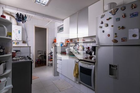 Apartamento à venda com 105m², 3 quartos e 2 vagasCozinha