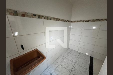 Área de Serviço de casa para alugar com 3 quartos, 100m² em Marechal Hermes, Rio de Janeiro