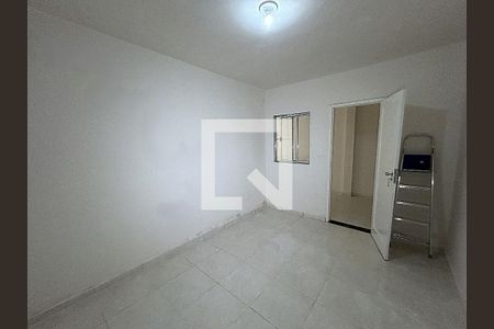 Quarto 2 de casa para alugar com 3 quartos, 100m² em Marechal Hermes, Rio de Janeiro