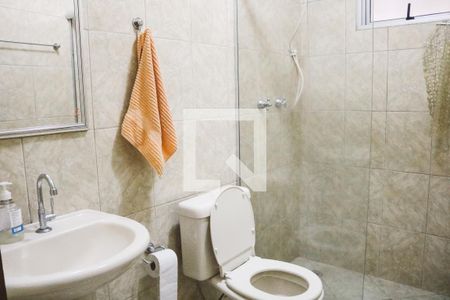 Casa à venda com 300m², 4 quartos e 3 vagasBanheiro 2
