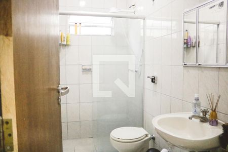 Casa à venda com 300m², 4 quartos e 3 vagasBanheiro 3