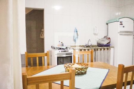 Casa à venda com 300m², 4 quartos e 3 vagasCozinha