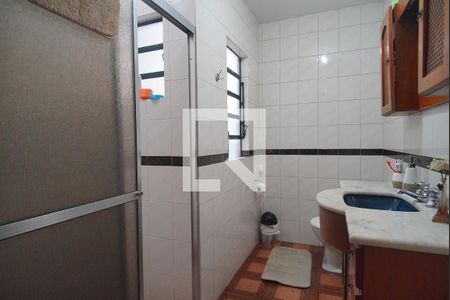 Casa à venda com 230m², 4 quartos e 3 vagas Casa à venda com 230m², 4 quartos e 3 vagasBanheiro 2