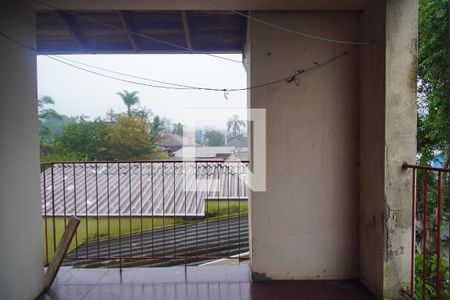 Casa à venda com 230m², 4 quartos e 3 vagas Casa à venda com 230m², 4 quartos e 3 vagasQuarto 2 varanda