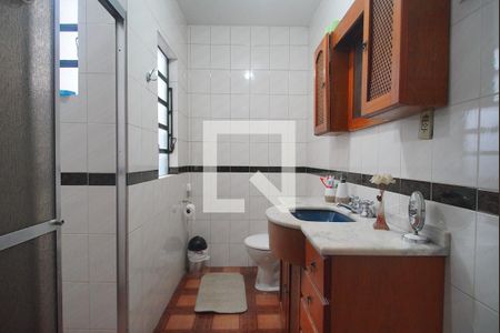 Casa à venda com 230m², 4 quartos e 3 vagas Casa à venda com 230m², 4 quartos e 3 vagasBanheiro 2