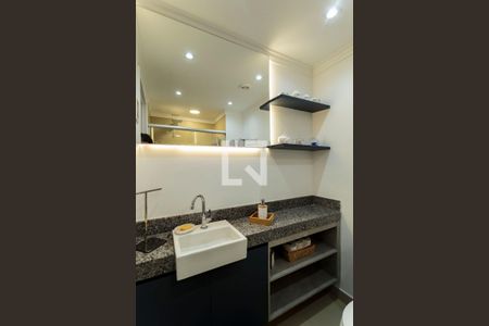 Studio para alugar com 30m², 1 quarto e sem vaga Studio para alugar com 30m², 1 quarto e sem vagaBanheiro