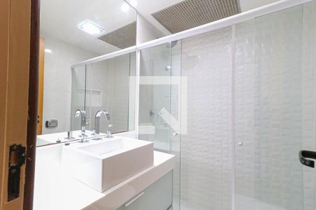 Apartamento para alugar com 90m², 3 quartos e 1 vaga Apartamento para alugar com 90m², 3 quartos e 1 vagaBanheiro