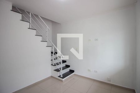 Sala de casa para alugar com 2 quartos, 55m² em Parque Paulistano, São Paulo