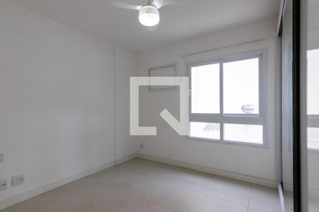 Apartamento à venda com 68m², 2 quartos e 1 vaga Apartamento à venda com 68m², 2 quartos e 1 vagaQuarto Suite