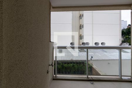 Apartamento à venda com 68m², 2 quartos e 1 vaga Apartamento à venda com 68m², 2 quartos e 1 vagaSala Varanda