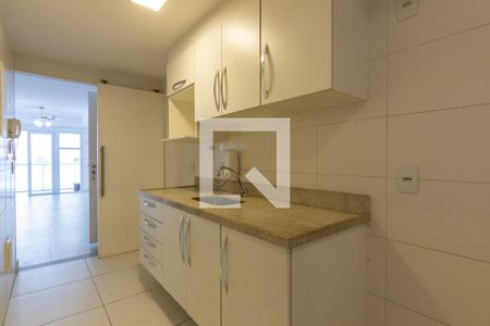 Apartamento à venda com 68m², 2 quartos e 1 vaga Apartamento à venda com 68m², 2 quartos e 1 vagaCozinha