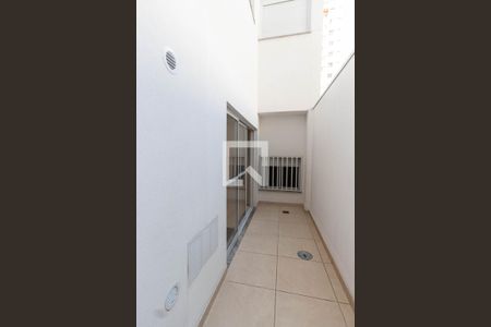 Apartamento para alugar com 39m², 1 quarto e sem vaga Apartamento para alugar com 39m², 1 quarto e sem vagaLavanderia