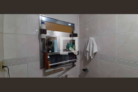 Casa à venda com 270m², 3 quartos e 4 vagas Casa à venda com 270m², 3 quartos e 4 vagasBanheiro da Suíte