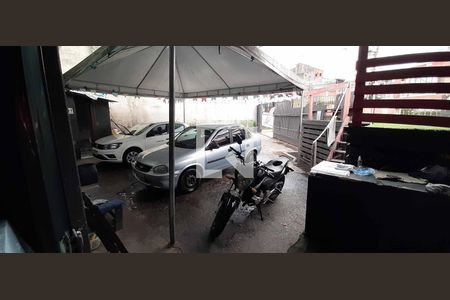 Casa à venda com 270m², 3 quartos e 4 vagas Casa à venda com 270m², 3 quartos e 4 vagasÁrea comum