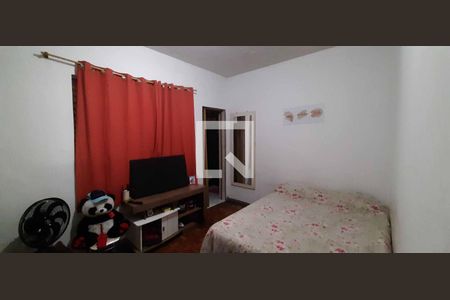 Casa à venda com 270m², 3 quartos e 4 vagas Casa à venda com 270m², 3 quartos e 4 vagasSuíte