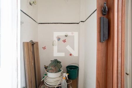 Apartamento à venda com 117m², 3 quartos e sem vagaBanheiro de Serviço