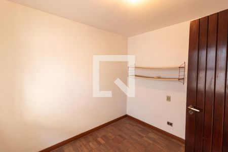 Casa à venda com 570m², 4 quartos e 4 vagasQuarto de Serviço 2