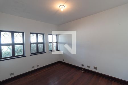 Casa à venda com 570m², 4 quartos e 4 vagasQuarto 4