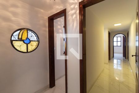 Casa à venda com 570m², 4 quartos e 4 vagasHall de Distribuição 