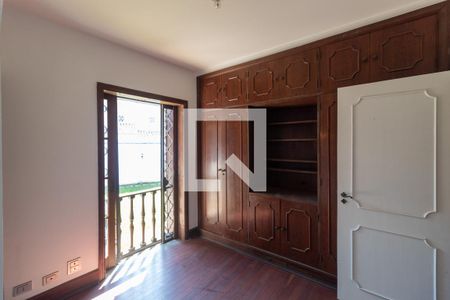 Casa à venda com 570m², 4 quartos e 4 vagasQuarto 1