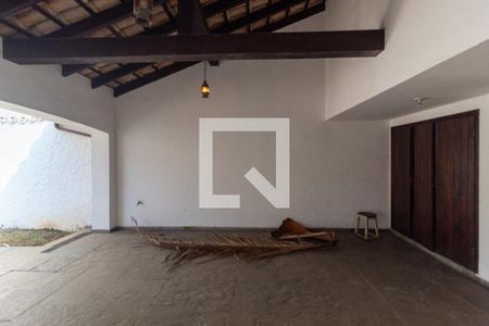 Casa à venda com 570m², 4 quartos e 4 vagasGaragem 