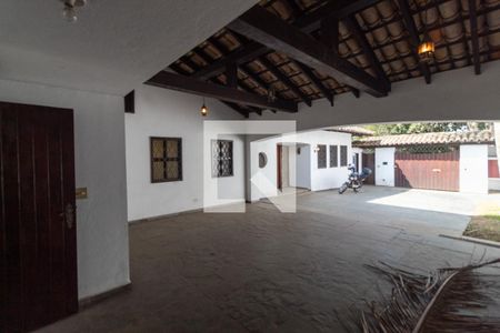 Casa à venda com 570m², 4 quartos e 4 vagasGaragem 