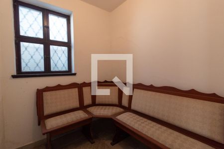 Casa à venda com 570m², 4 quartos e 4 vagasQuarto de Serviço 4