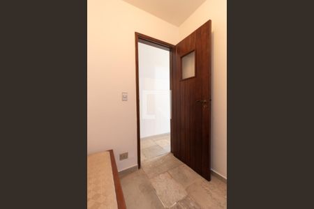 Casa à venda com 570m², 4 quartos e 4 vagasQuarto de Serviço 4