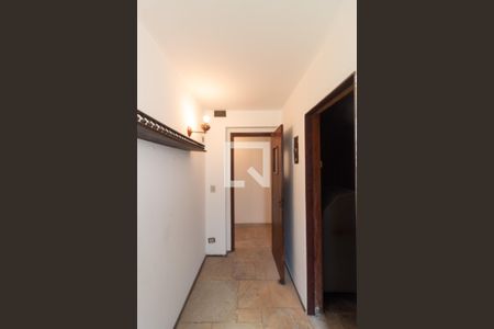 Casa à venda com 570m², 4 quartos e 4 vagasSauna 