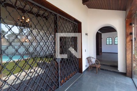 Casa à venda com 570m², 4 quartos e 4 vagasChurrasqueira Hall