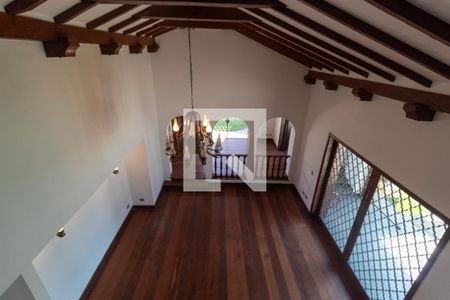 Casa à venda com 570m², 4 quartos e 4 vagasSala Mezanino