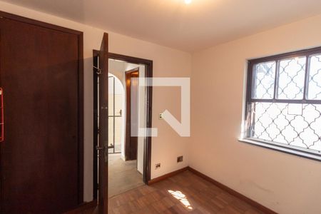 Casa à venda com 570m², 4 quartos e 4 vagasQuarto de Serviço 2