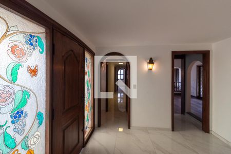 Casa à venda com 570m², 4 quartos e 4 vagasHall de Entrada