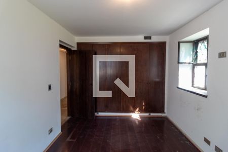 Casa à venda com 570m², 4 quartos e 4 vagasQuarto de Serviço 3