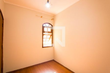 Casa à venda com 214m², 3 quartos e 2 vagas Casa à venda com 214m², 3 quartos e 2 vagasQuarto 2