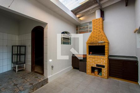 Casa à venda com 214m², 3 quartos e 2 vagas Casa à venda com 214m², 3 quartos e 2 vagasEspaço gourmet