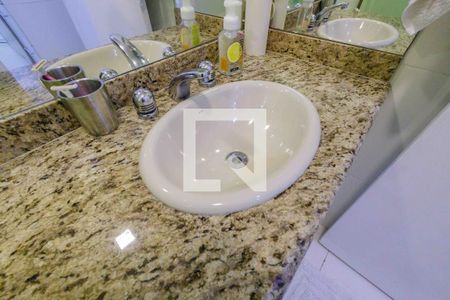 Apartamento à venda com 228m², 4 quartos e 3 vagasBanheiro da Suíte 3