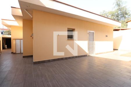Casa à venda com 350m², 4 quartos e 6 vagasQuintal