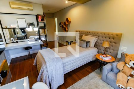 Casa para alugar com 656m², 3 quartos e 3 vagas Casa para alugar com 656m², 3 quartos e 3 vagasSuíte 2