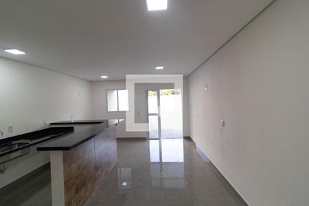 Sala de casa à venda com 2 quartos, 75m² em Parque Jambeiro, Campinas