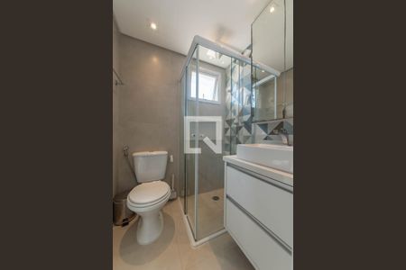 Apartamento à venda com 57m², 2 quartos e 2 vagas Apartamento à venda com 57m², 2 quartos e 2 vagasBanheiro da Suíte