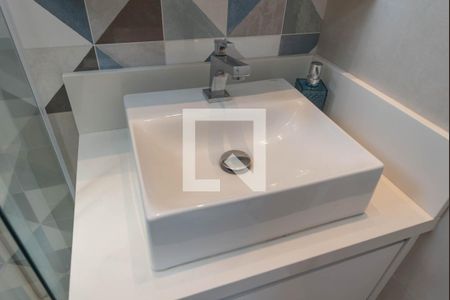 Apartamento à venda com 57m², 2 quartos e 2 vagas Apartamento à venda com 57m², 2 quartos e 2 vagasBanheiro da Suíte