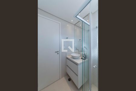 Apartamento à venda com 57m², 2 quartos e 2 vagas Apartamento à venda com 57m², 2 quartos e 2 vagasBanheiro Social