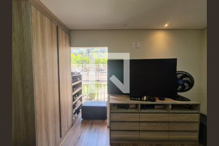 Apartamento à venda com 85m², 3 quartos e 2 vagasSuíte 