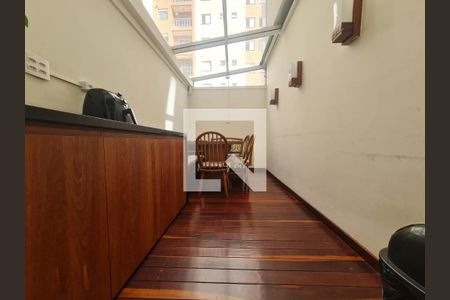 Apartamento à venda com 85m², 3 quartos e 2 vagasCozinha 