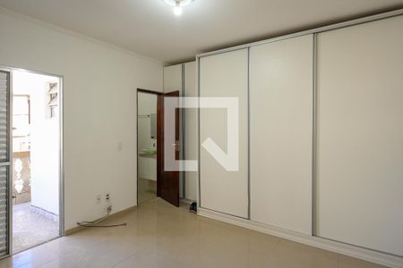 Quarto 2 de casa para alugar com 3 quartos, 100m² em Vila Brasilina, São Paulo