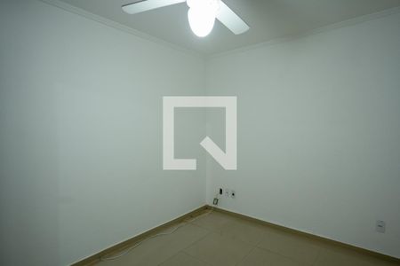 Quarto 1 de casa para alugar com 3 quartos, 100m² em Vila Brasilina, São Paulo