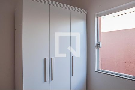 Casa à venda com 179m², 4 quartos e 2 vagasQuarto 2