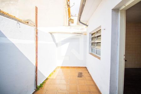 Casa à venda com 200m², 3 quartos e 2 vagas Casa à venda com 200m², 3 quartos e 2 vagasQuintal