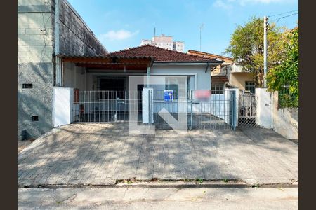 Casa à venda com 200m², 3 quartos e 2 vagas Casa à venda com 200m², 3 quartos e 2 vagasFachada com plaquinha
